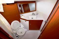 Oceanis 45 - 4 cabins / 2 toilets / Kotor